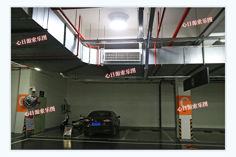 車庫(kù)現(xiàn)場(chǎng)圖